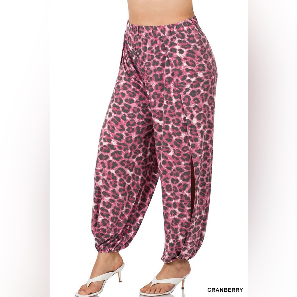 Zenana Outfitters Pink Leopard Print Harem Joggers Sz M New No Tags